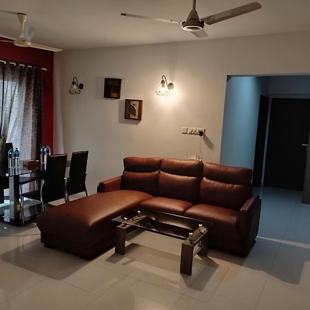 Gdc - Apartment Suites Kochi Екстериор снимка